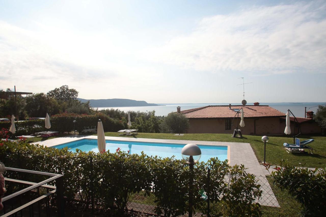 Panorama Lake View, Pool & Garden, 2 Bathrooms, Kingsize & Single-Beds, Fast Internet Toscolano Maderno Luaran gambar