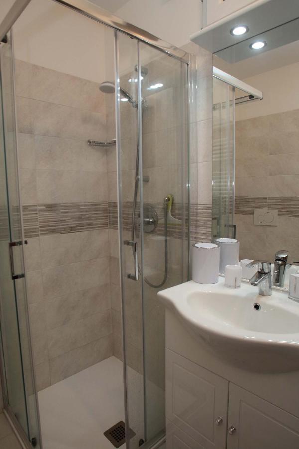 Panorama Lake View, Pool & Garden, 2 Bathrooms, Kingsize & Single-Beds, Fast Internet Toscolano Maderno Luaran gambar